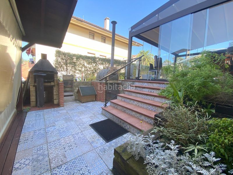 Foto e8a1e7a0-1efb-4d0b-9e83-ffe7e0dba08e. Casa adossada amb calefacció aparcament a Loiu