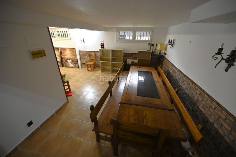 Foto eda8b6a7-79f1-4cab-927e-9cbacf64844f. Casa adossada amb calefacció aparcament a Loiu
