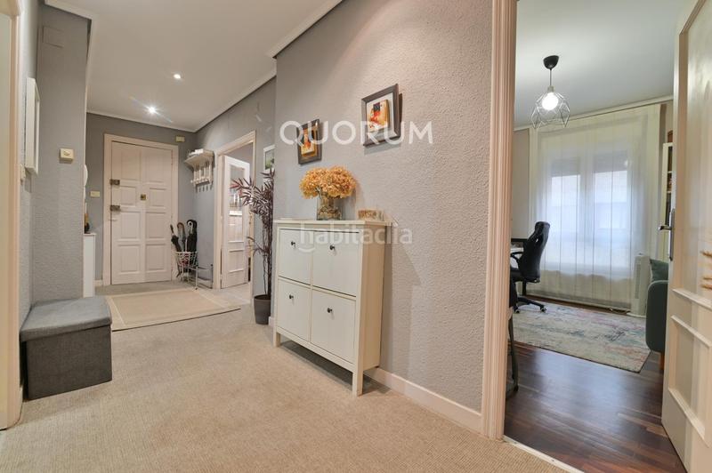 Foto f8d35913-6ae7-4800-aa90-8cbc7b07ff88. Piso vivienda céntrica para entrar a vivir en Las Arenas Getxo