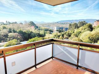 Miete Etagenwohnung  Calle de basañese. Amplio piso con vistas despejadas y garaje en leioa