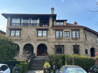 Appartement à Las Arenas. Espectacular ático con vistas al mar sn