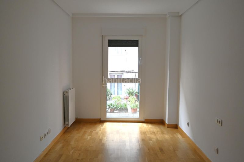 Foto c5c11197-c1d0-4bfb-9b87-330ebede0e3a. Pis amb calefacció aparcament a Erandio