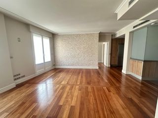 Flat in Calle ANDRES LARRAZABAL