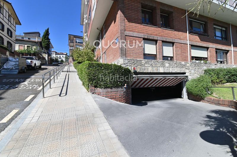 Foto 50d4bd42-745b-4ad5-991a-ead8fd83d101. Pis amb calefacció aparcament a Neguri Getxo