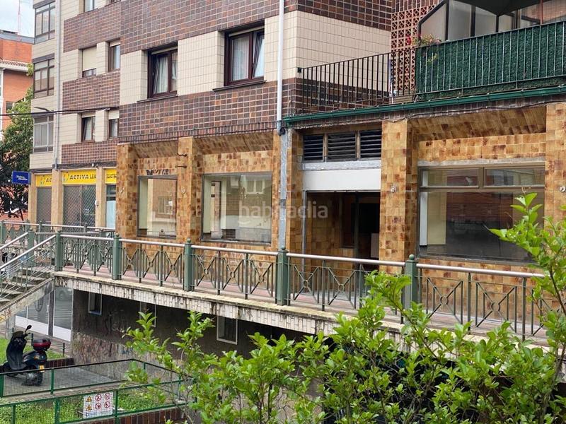 Foto b58286f0-d8cb-4ca2-a0e5-c0cbdbb9f9b0. Alquiler local comercial se alquila amplio local comercial en Leioa