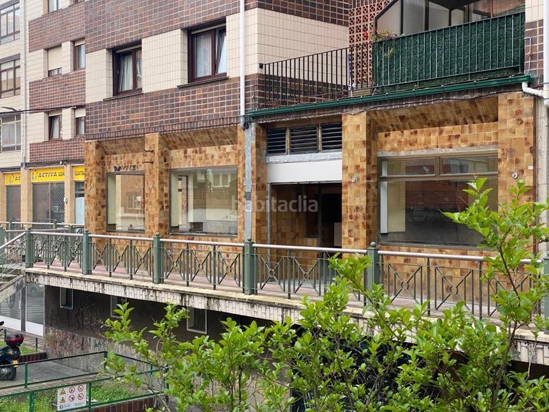 Foto e788aa76-4575-4aa7-93fa-5b0bbc65a89a. Lloguer local comercial a Centro Urbano-Hirigunea Leioa