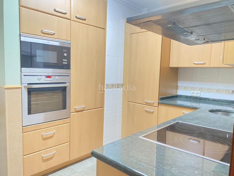 Foto 64ead558-0125-43a5-b073-e69c9dd2ce01. Lloguer pis amb aparcament a Las Arenas Getxo