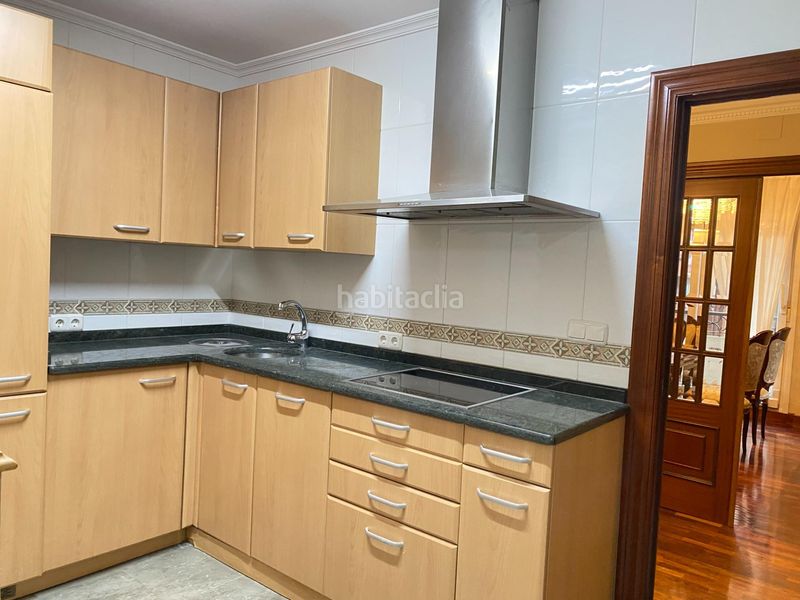 Foto fdad895d-490d-44ff-98ff-4455c83bb8b3. Lloguer pis amb aparcament a Las Arenas Getxo