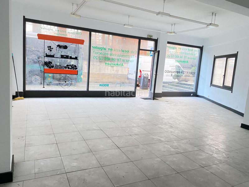 Foto bd451a55-108d-48d8-899d-7bfa3e774bc9. Rent business premise in Centro Urbano-Hirigunea Leioa