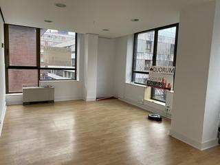 Rent Office space in Las Arenas. Oficina céntrica en las arenas