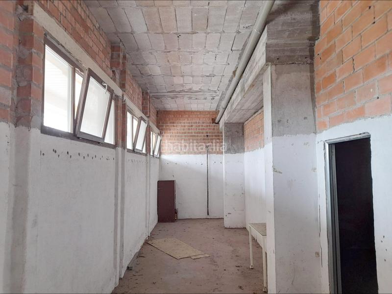 Foto c3604d3d-d336-463a-bb3f-9c01c472de00. Location local commercial dans Txoierri-Ondiz-Udondo Leioa