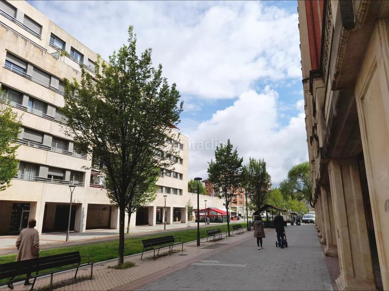 Foto e92c02eb-1f1e-4902-95df-421951e99915. Location local commercial dans Txoierri-Ondiz-Udondo Leioa