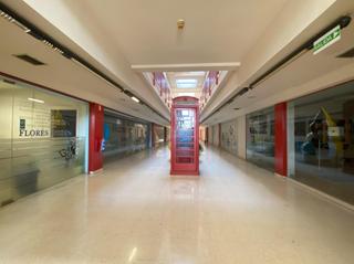 Geschäftsraum in Travesía travesía de iparragirre 8. Locales comerciales y plazas de garaje en multicentro tucán