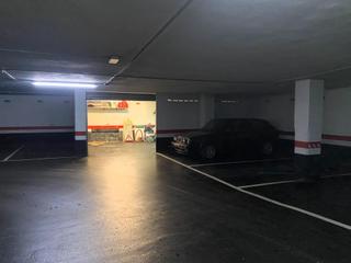 Aparcament cotxe a Centro Urbano-Hirigunea. Garaje con trastero en el centro de leioa