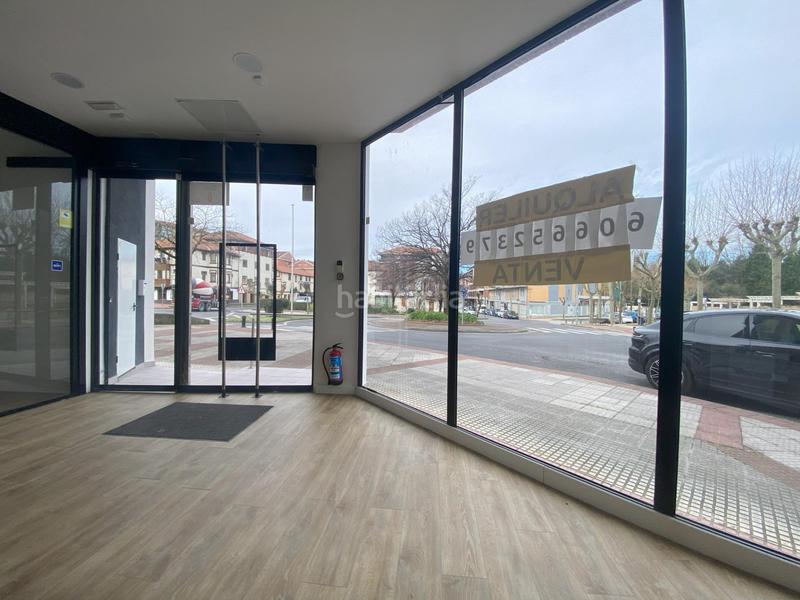 Foto a0115ead-9a61-4282-b899-d0b1a3504e76. Affitto locale commerciale in Sondika