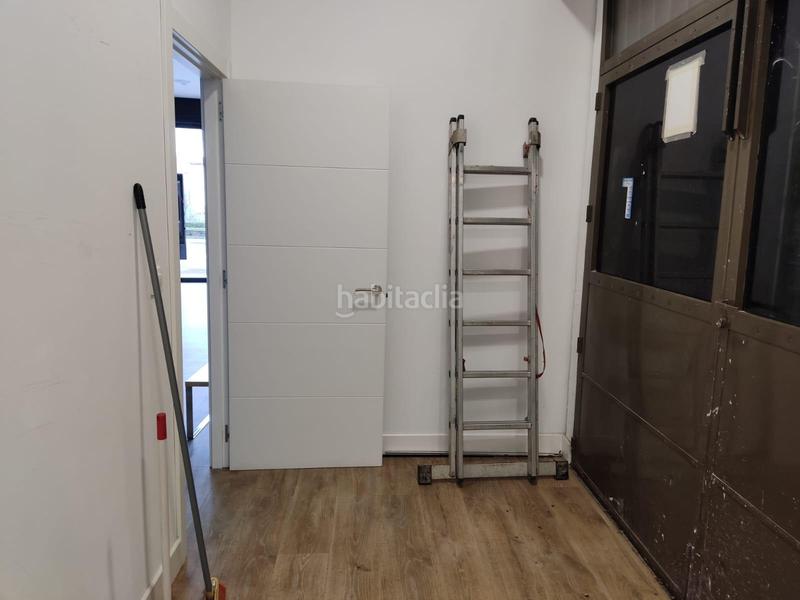 Foto c596becd-e6a3-4889-b4b7-2ee265003c25. Lloguer local comercial a Sondika