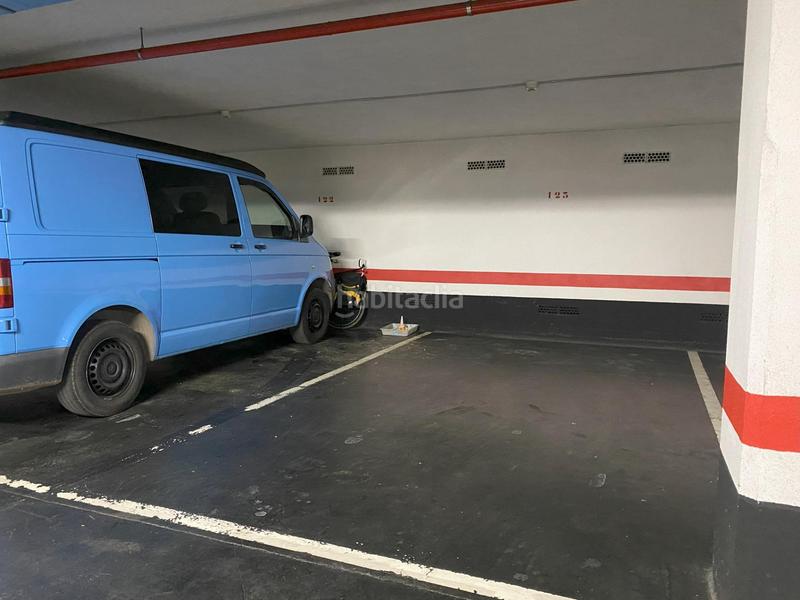 Foto 01f0df27-befe-460b-8e9c-e803f6be63f3. Parking coche garaje en bulevard de udondo en Txoierri-Ondiz-Udondo Leioa