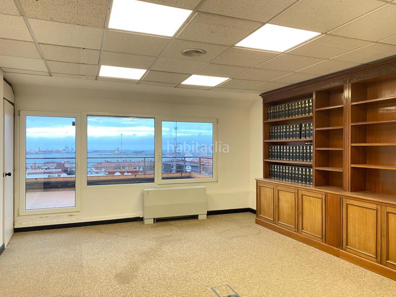 Foto 7f6e4793-a28f-4102-9269-eb5b66c2d56e. Alquiler oficina  con vistas en edificio el abra 2 en Getxo