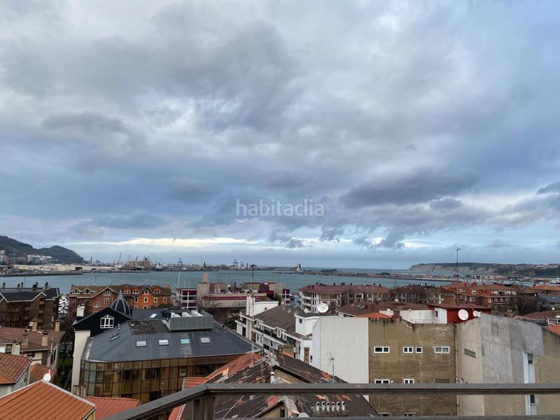 Foto d326cdea-fb5e-4d7a-8835-41c47cf50b6e. Location bureau avec chauffage parking dans Las Arenas Getxo