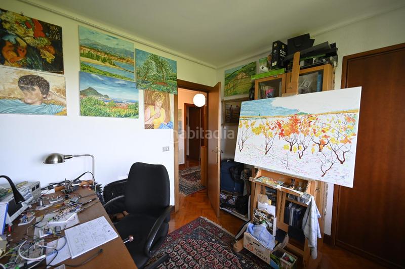 Foto 8873ce2c-09de-4507-b9d7-a97b540c9436. Semi detached house with heating parking in Artatza-Pinueta-Pinosolo Leioa