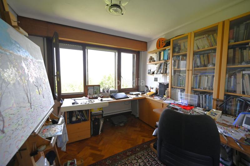 Foto 9fe805e6-eb95-4258-89e8-4680d225a54e. Semi detached house with heating parking in Artatza-Pinueta-Pinosolo Leioa