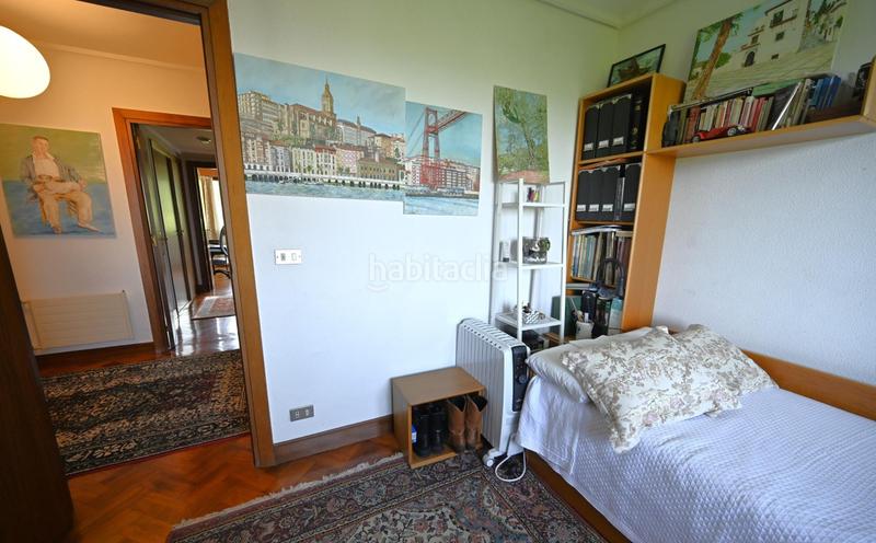 Foto c6673239-088c-410b-84bb-8fe55f0a903e. Semi detached house with heating parking in Artatza-Pinueta-Pinosolo Leioa