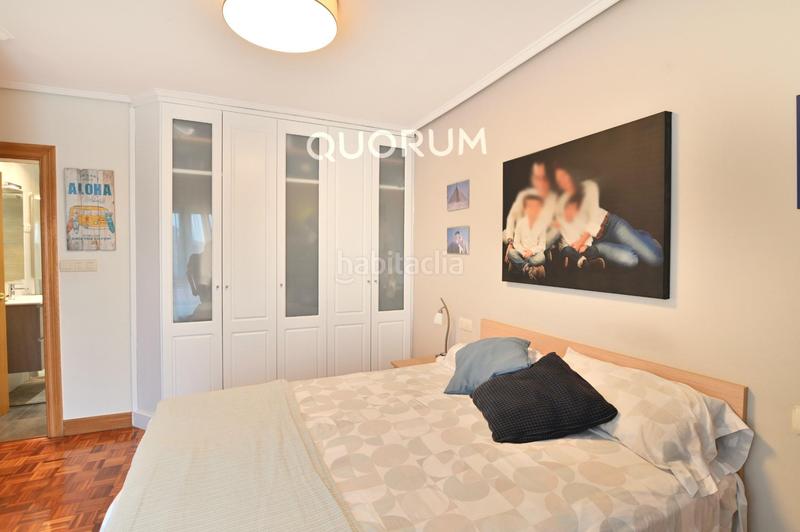 Foto a4a6046b-751d-43c4-8142-bd753be579b0. Piso vivienda totalmente exterior con piscina comunitaria en Leioa