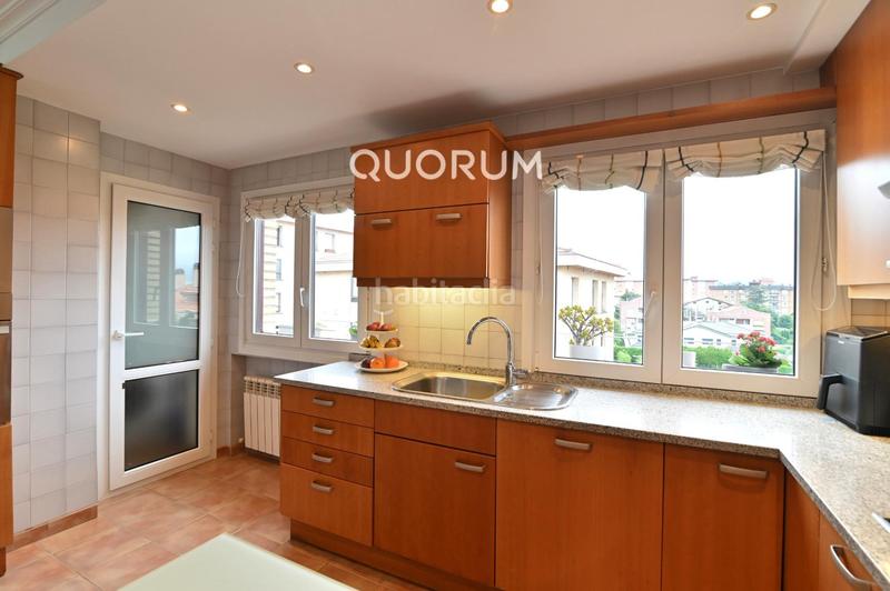 Foto a9669469-98cb-473e-b112-1b0cc0eec377. Piso vivienda totalmente exterior con piscina comunitaria en Leioa