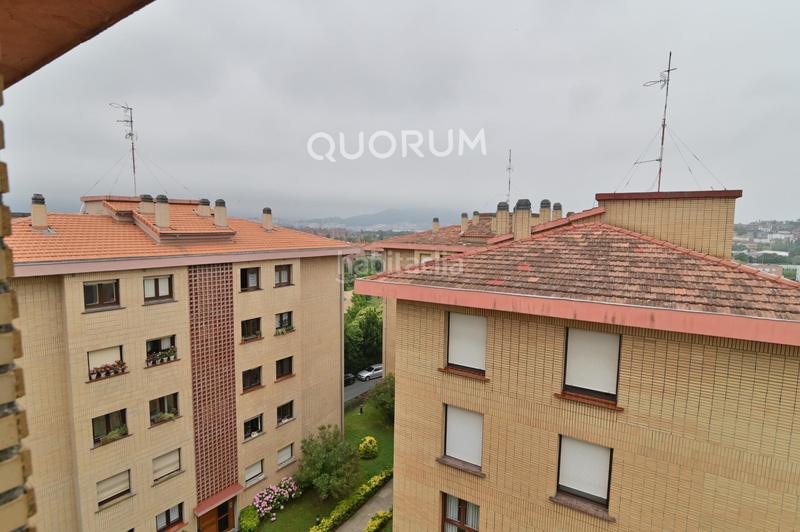 Foto ab9a40a1-b510-4f1e-8b17-83418c5c9d70. Piso vivienda totalmente exterior con piscina comunitaria en Leioa
