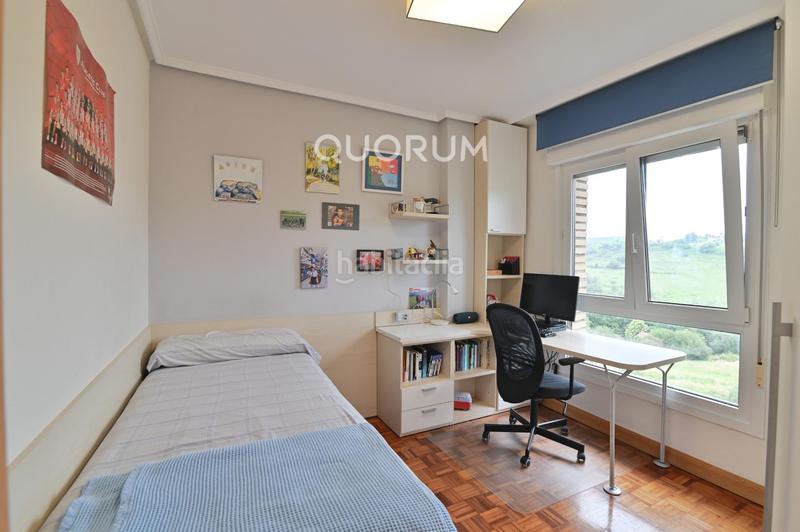 Foto f6e3f9a9-61be-430c-a06f-71d30d58eb49. Piso vivienda totalmente exterior con piscina comunitaria en Leioa