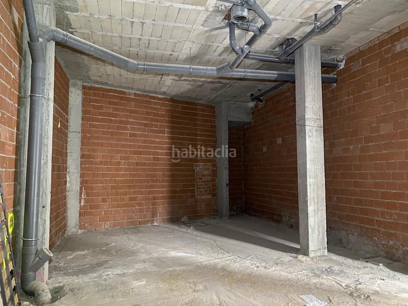 Foto d684ae10-ef9a-46c2-949d-07a60f92c7b0. Lloguer local comercial a Lamiako-Txopoeta Leioa