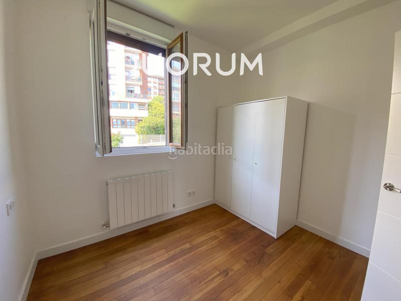 Foto 9e955177-57be-4ef7-a67f-62569cfcad6d. Piso vivienda exterior, completamente reformada y con balcón en Getxo