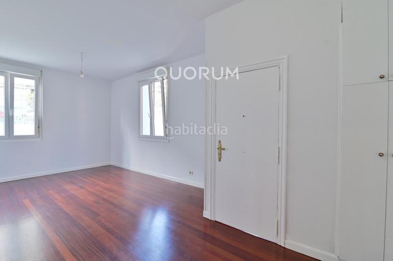 Foto 1e40de4a-8537-492c-bd91-1070cec7b698. Piso vivienda con jardín muy bien ubicada en Villamonte Getxo