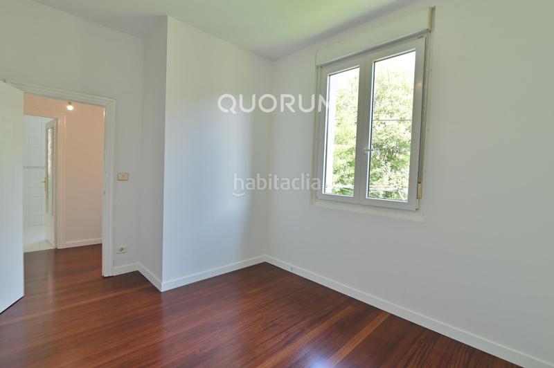 Foto b1fc2f67-e87f-4ebc-9ec0-3ef520679353. Piso vivienda con jardín muy bien ubicada en Villamonte Getxo
