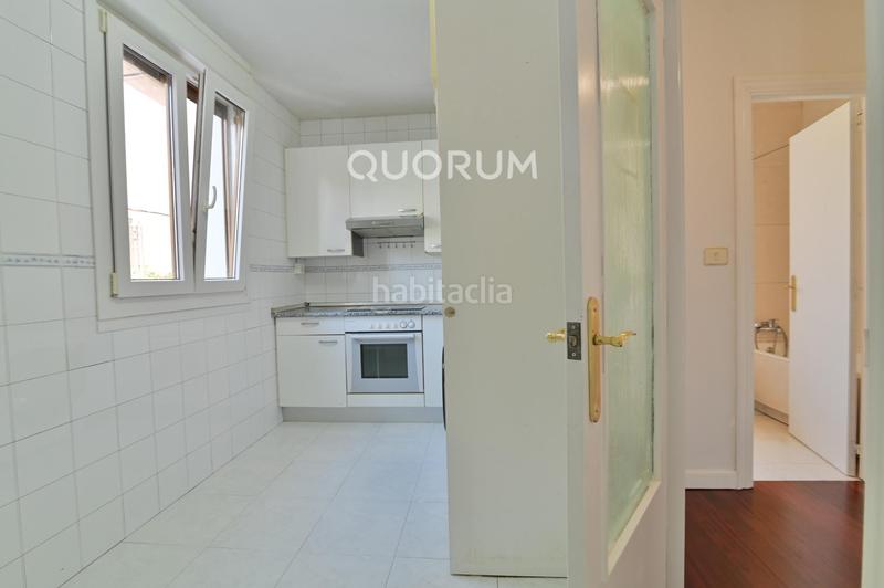 Foto e6b4ead0-f01a-493e-a57c-5f8c167d5e58. Piso vivienda con jardín muy bien ubicada en Villamonte Getxo