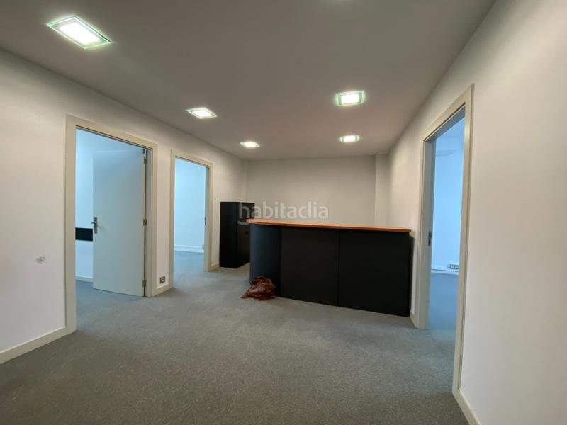 Foto d31a7782-eab0-487a-9ab5-ff2ea142683b. Location bureau dans Las Arenas Getxo