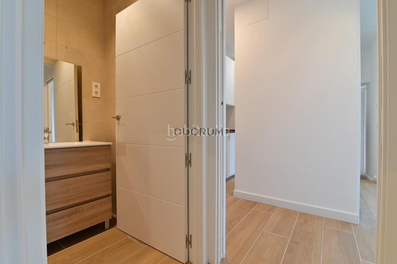 Foto 1fcb581b-4426-4cfe-a478-70d3d0ce2823. Alquiler piso vivienda, a estrenar y con inmejorables vistas, en el muelle tomás olabarri en Getxo