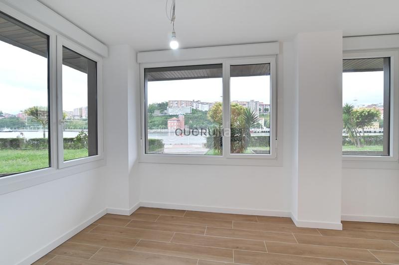 Foto 9f47ff93-11f6-4a7c-8a1f-4ff21bba4148. Alquiler piso vivienda, a estrenar y con inmejorables vistas, en el muelle tomás olabarri en Getxo