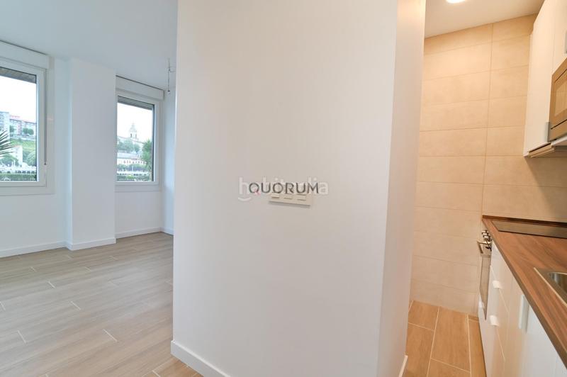 Foto ae7b0a79-2273-48cf-abbb-05b5c2f9e501. Alquiler piso vivienda, a estrenar y con inmejorables vistas, en el muelle tomás olabarri en Getxo