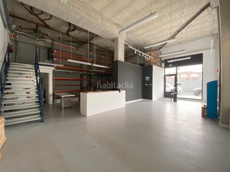 Foto 80b345a0-a919-4ef1-ba96-88995ebbf6a1. Affitto locale commerciale in Lamiako-Txopoeta Leioa