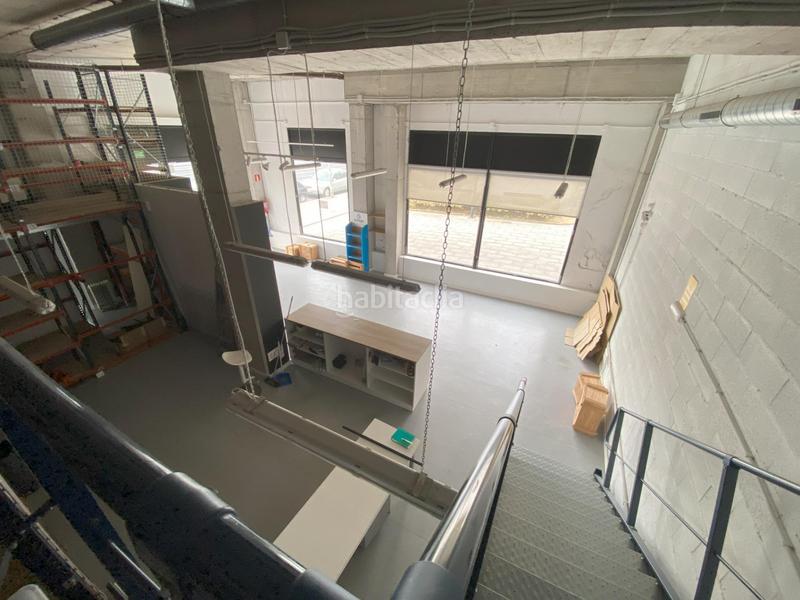 Foto 976cc4dd-8d4a-4a49-81c0-2191e4b0e116. Location local commercial dans Lamiako-Txopoeta Leioa