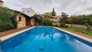House in Sant Joan. Casa con 6 habitaciones amueblada con piscina, calefaccin y air