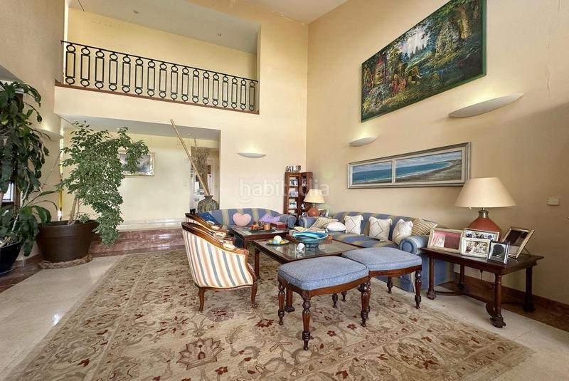 Foto 5d39ba42-2109-466b-9901-f5c4ec0e4e8e. Chalet alegre y bellísima casa alta calidad de construcción con estética única en una parcela de casi 5000 metros cuadrad en Ciudalcampo