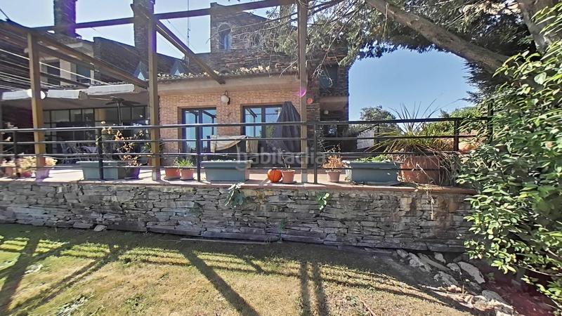 Foto 68826a09-b857-4e82-aee3-89a34d2fc672. Chalet alegre y bellísima casa alta calidad de construcción con estética única en una parcela de casi 5000 metros cuadrad en Ciudalcampo