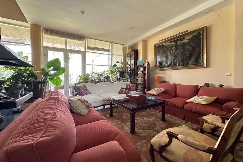Foto a07915ef-2022-4632-a981-3bb540d0f5c1. Chalet alegre y bellísima casa alta calidad de construcción con estética única en una parcela de casi 5000 metros cuadrad en Ciudalcampo