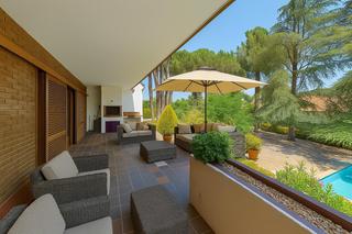 Chalet  Calle leones los. Vive con privacidad en soto de viñuelas tu chalet ideal te esper