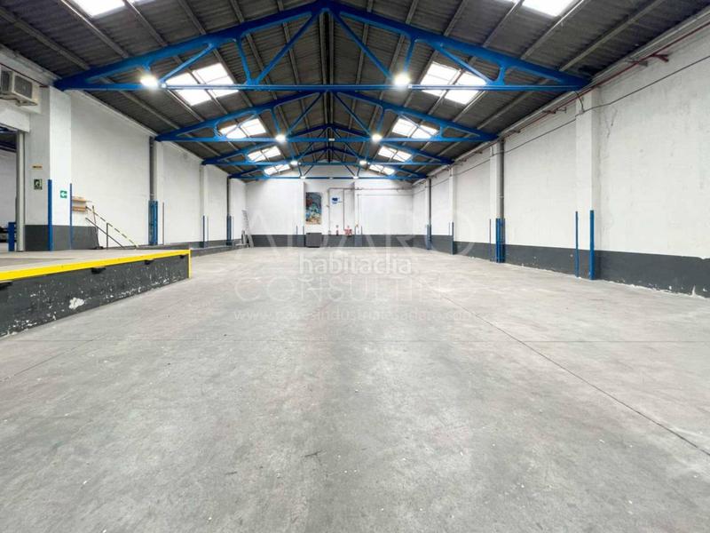 Foto 05abf7a0-2889-46c4-9e5f-d75db1f73387. Fabrikhalle in El Barral Ferial Coslada