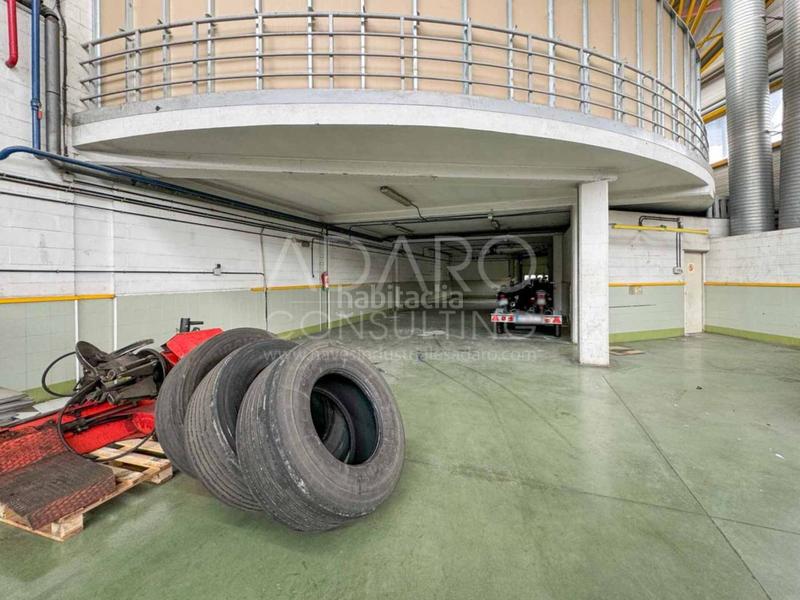 Foto 2b7f27e6-8194-470e-b6f3-fe19424843bd. Rent industrial building in Las Dehesillas-Vereda de los Estudiantes Leganés