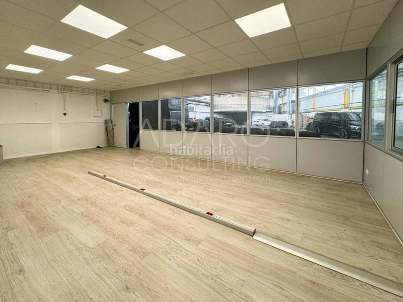 Foto 2f4474dd-c97f-47bf-9ecb-2b7d24d29108. Rent industrial building in Las Dehesillas-Vereda de los Estudiantes Leganés