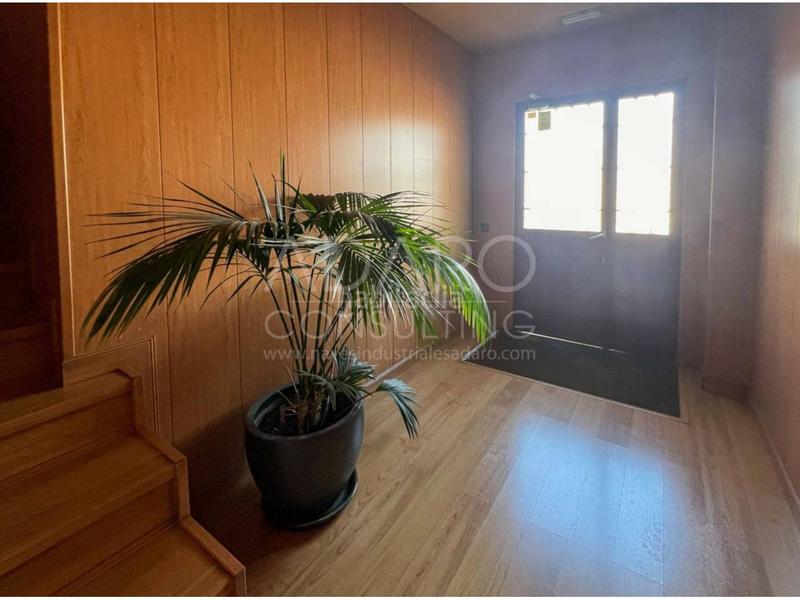 Foto 4b1e7da1-d24b-466d-94a7-47d9a6cbb74f. Alquiler nave industrial  en alquiler de 2.973 m en Leganés